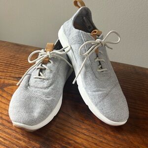 Toms Light Gray Women's Sneakers